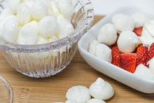 Load image into Gallery viewer, Meringue cookie
